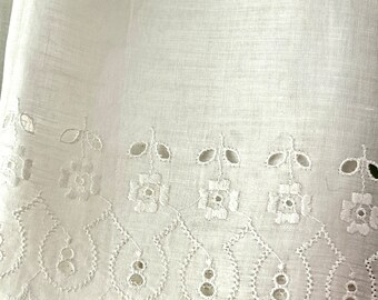 Vintage Embroidered eyelet Lace Trim