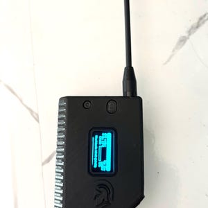 Heltec Spartan Radio 915MHZ – Off-Grid Kommunikator mit Antenne – Kundenspezifisches Mesh Gerät