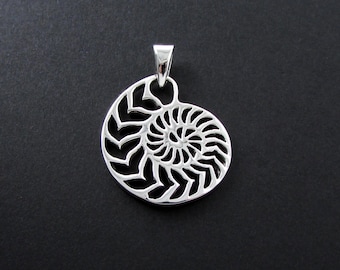 Sterling Silver Shell Pendant Necklace, Shell Pendant Necklace, Sterling Silver Pendant, Shell Necklace, Shell Pendant, Shell Charm