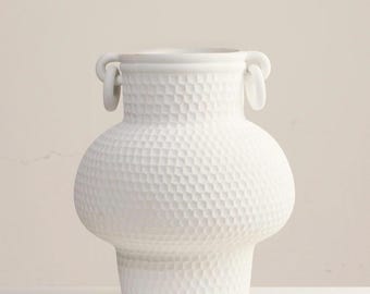 回転する渦巻き模様のテクスチャー花瓶（白） | 花用の背の高い白い