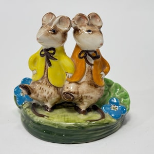 Estatueta Beswick – “A Double Act” de Kitty MacBride