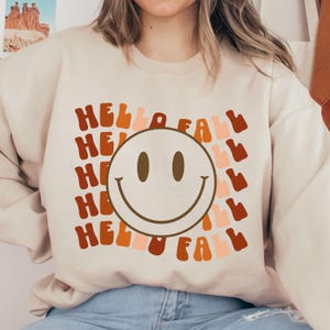 Fall Smiley Face Sweatshirt, Autumn Graphic Crewneck Jumper, Thanksgiving Gift Idea, Cozy Season Top, Cute Happy Emoticon Pullover, Warm