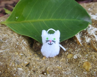 Tiny white cat stuffed animal -miniature felt- handmade plush, dollhouse cat