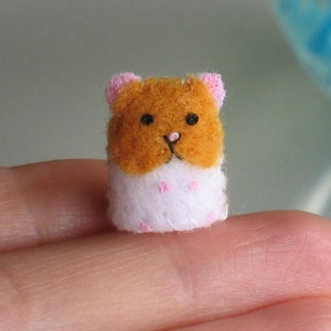 Hamster altoid tin, felt stuffed animal , plush play set image 5