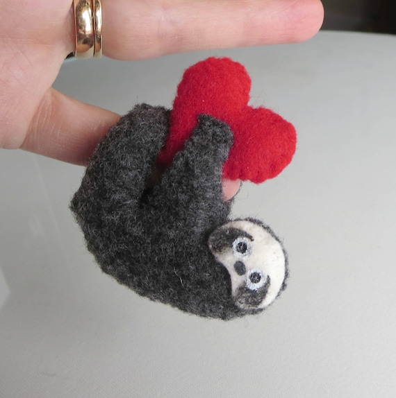 Peluche bradipo di San Valentino in miniatura, in feltro, con