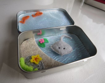 Stingray miniature felt altoid tin,  plushie stuffed animal, ocean theme play set,