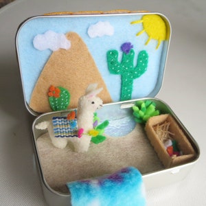 Llama Alpaca miniature felt plush Altoid tin play set