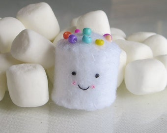 Mini marshmallow felt plush play food  with sprinkles and a smile  - white