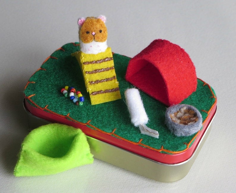 Hamster altoid tin, felt stuffed animal , plush play set image 2