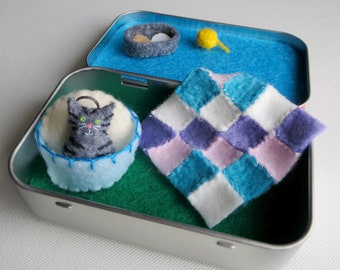 Gray Tiger cat miniature plush felt Altoid tin play ,mini basket and pillow, hand stitched quilt, food and yarn ball
