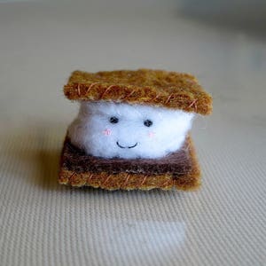 Tiny Smores play food miniature felt stuffed toy with smiling face, handmade play food, doll, cute birthday gift, Girl Scout gift, camp gift