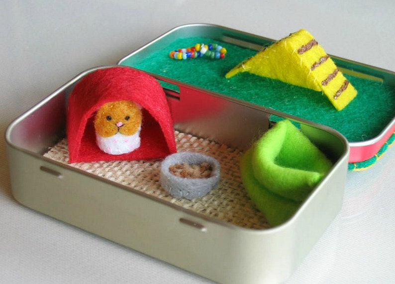 Hamster altoid tin, felt stuffed animal , plush play set image 3