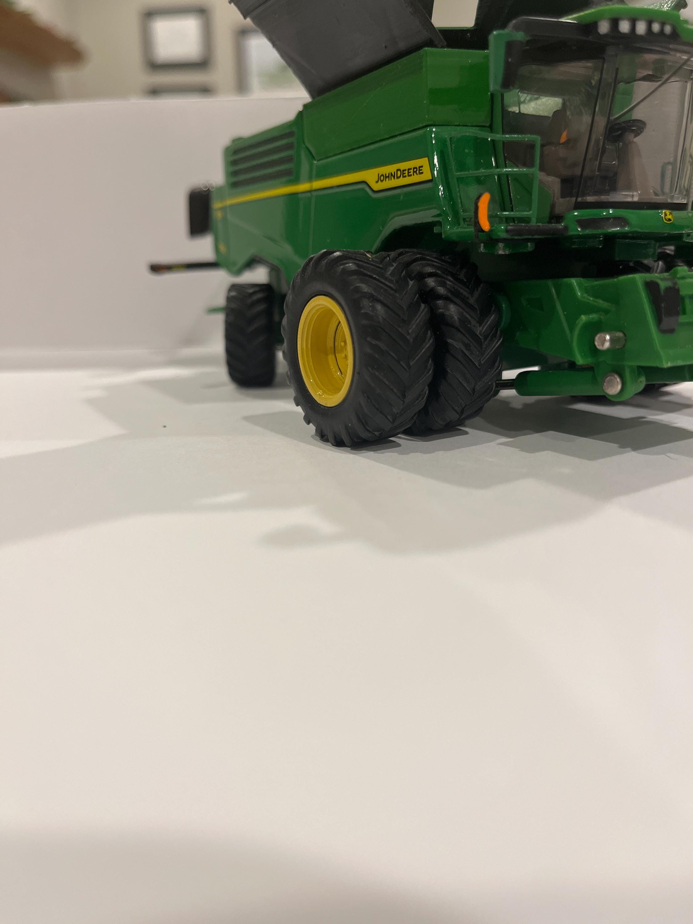 1/64 X9 Rear Turning Axle - Etsy