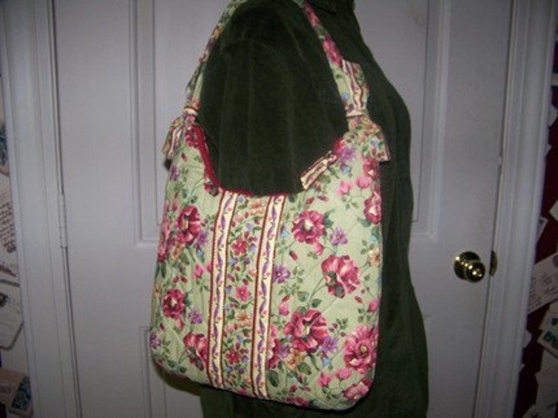 Olivia's Flower Garden Handbag Pdf Pattern and Tutorial Immediate download e-file image 4