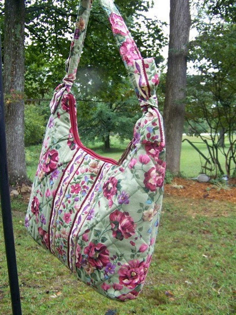 Olivia's Flower Garden Handbag Pdf Pattern and Tutorial Immediate download e-file image 1