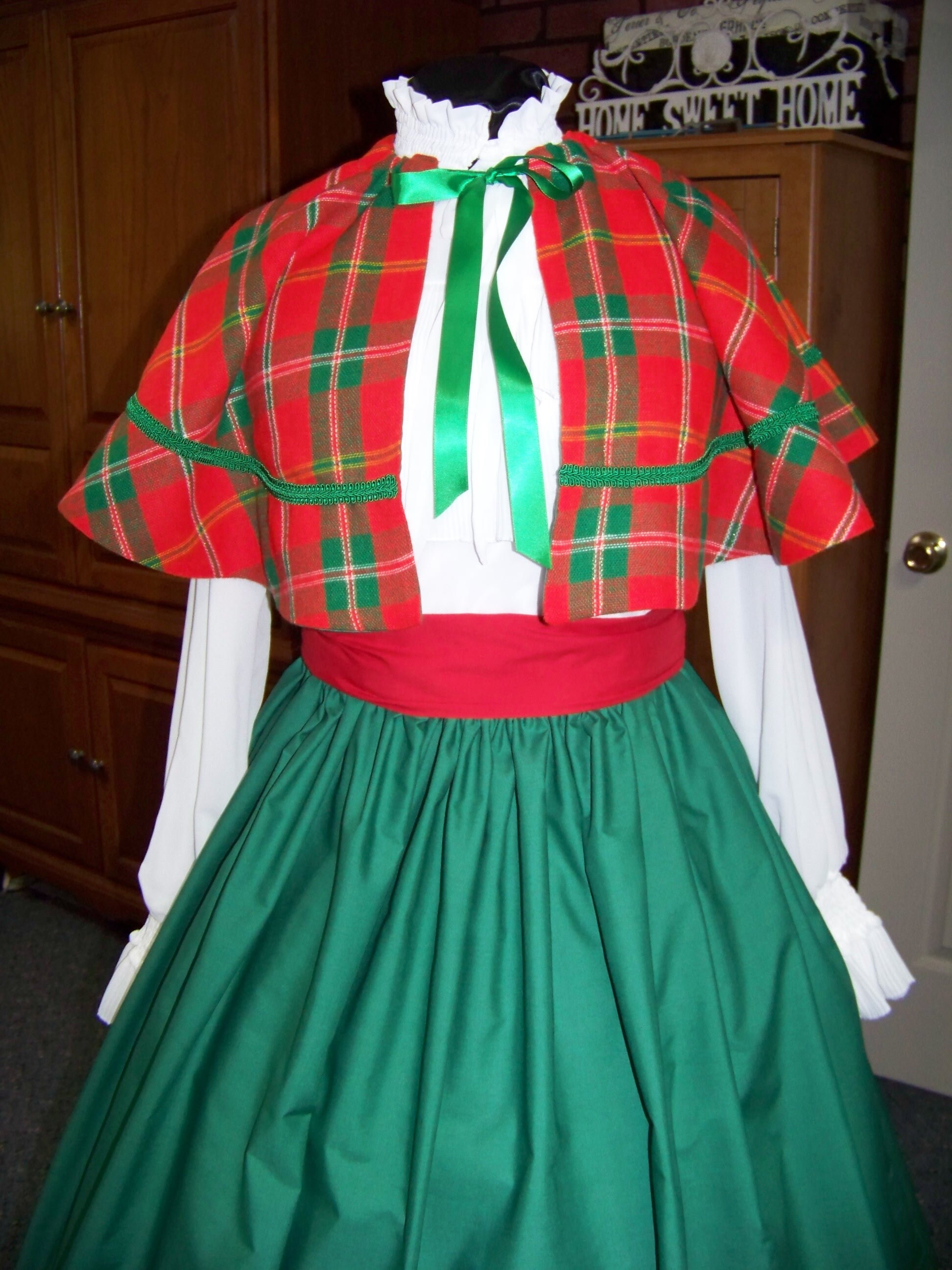 Dickens Christmas Caroler 3-piece Outfit Long Green Skirt, Red