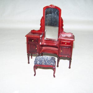 Red Mahogany Dresser - Etsy Red Mahogany Dresser - Etsy