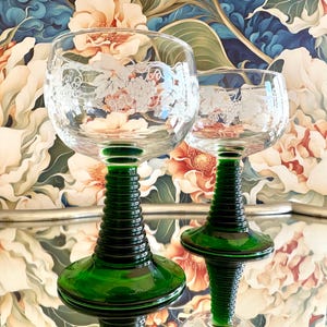 Luminarc Green Beehive Grapevine Etched Wine Glasses- Set of 2