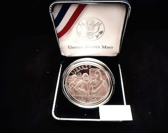 SCARCE 2007-P Jamestown Commemorative Silver Dollar -- US Mint UCAM Proof-70