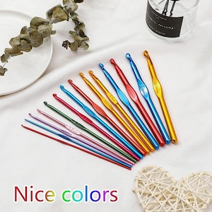 14 pcs Multicolor Aluminum Crochet Hooks Set, 2mm–10mm, Lightweight Crochet Needles for Beginners and Crafters, Yarn Tools Gift