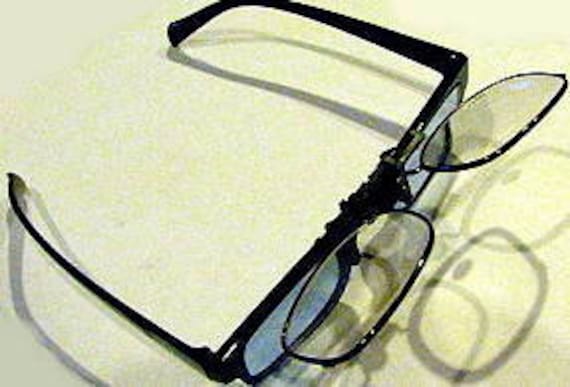 Devardi Aero-Pro Optics Clip-on Flip-up Magnifier Glasses - 2.5X Magnification For Lampwork & Detail Work 12 thumbnail image