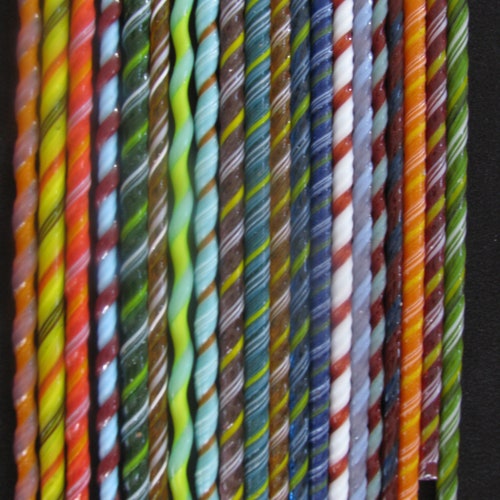Devardi Glass Lampwork, COE 104 Frit De Vidrio – Muestrador De Fritas Favorito 10 Muestras De Una Onza