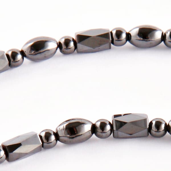 Magnetic Necklace- Milan Style - Magnetite aka Magnetic Hematite aka Lodestone Magnetic Therapy for Pain Relief