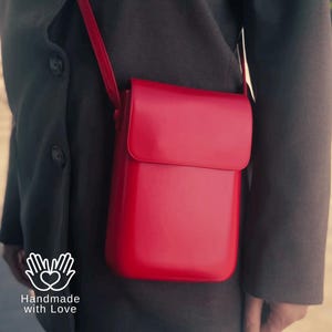 Handy Umhängetasche mit Klappe, Kleine Smartphonetasche aus PU-Leder für Damen, Schultertasche für iPhone, Telefon träger, Geschenk für Sie