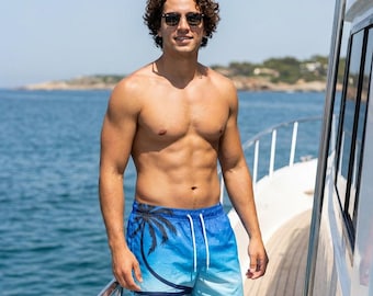 Bañador con estampado de palmeras al atardecer / Ropa de playa con degradado tropical