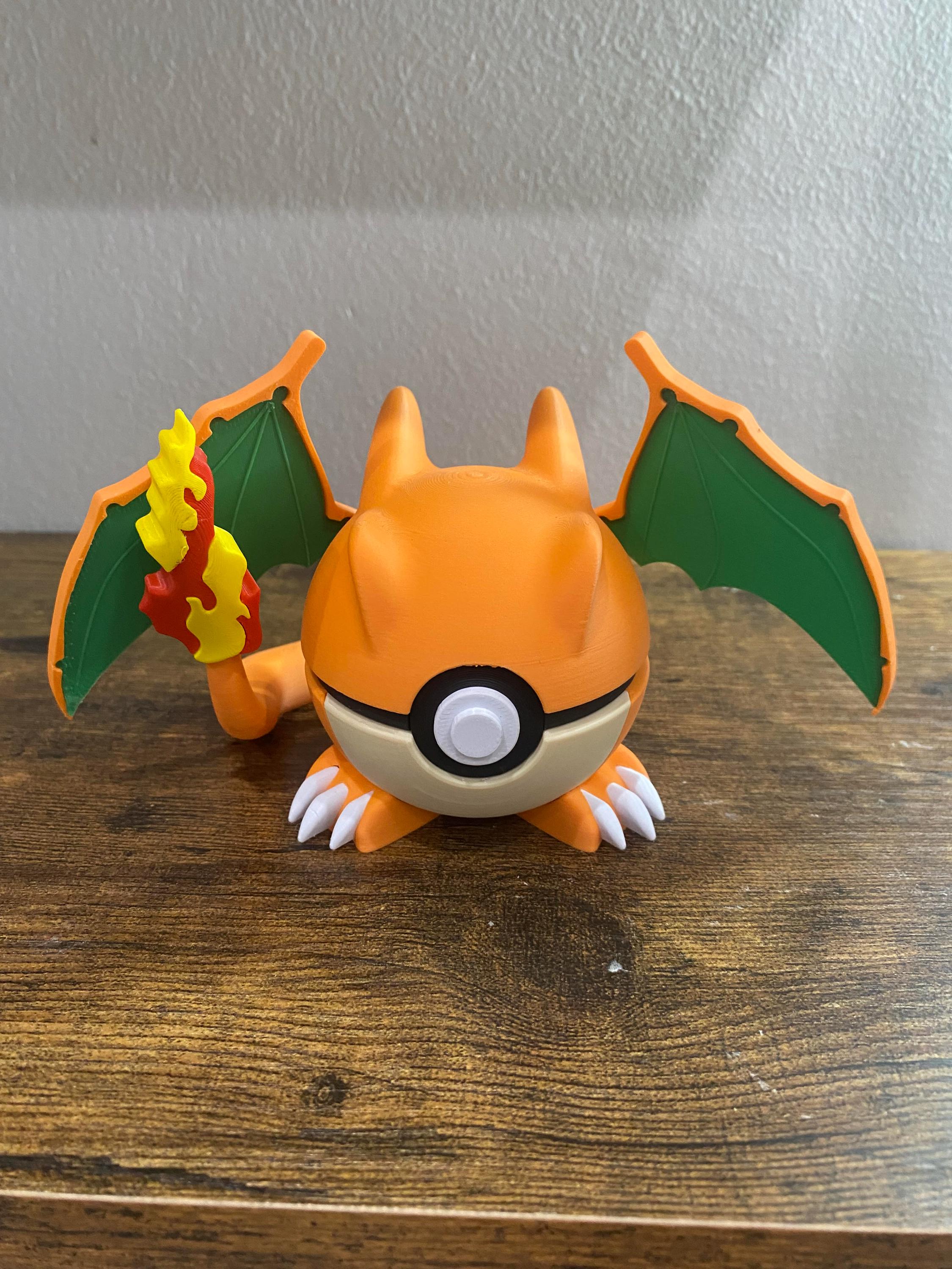 Charizard Pokéball Geldbörse – Bi-Fold Design Mit ID-Fach & Kartenhalter, Orange