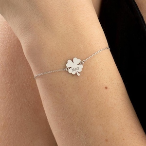 Personalizowana bransoletka z czterolistną koniczyną, miniaturowa biżuteria z koniczyną na szczęście w srebrze i 14-karatowym złocie, delikatna bransoletka z koniczyną, prezent na Boże Narodzenie