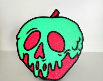 Poisoned Apple - Evil Queen-Inspired Hitch Cover - 3D Printed Villain Car Accessory
