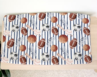 Housse de matelas à langer sport, base-ball pour chambre d'enfant, décoration football, basket-ball pour bébé, cadeau football bébé, idée cadeau baby shower, idée cadeau bleu bébé