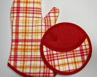 Plaid Oven Mitt, Kansas City Oven Glove, Kitchen Accessory, Gift for Cook, Foodie, Hot Pad, Hostess Gift Christmas