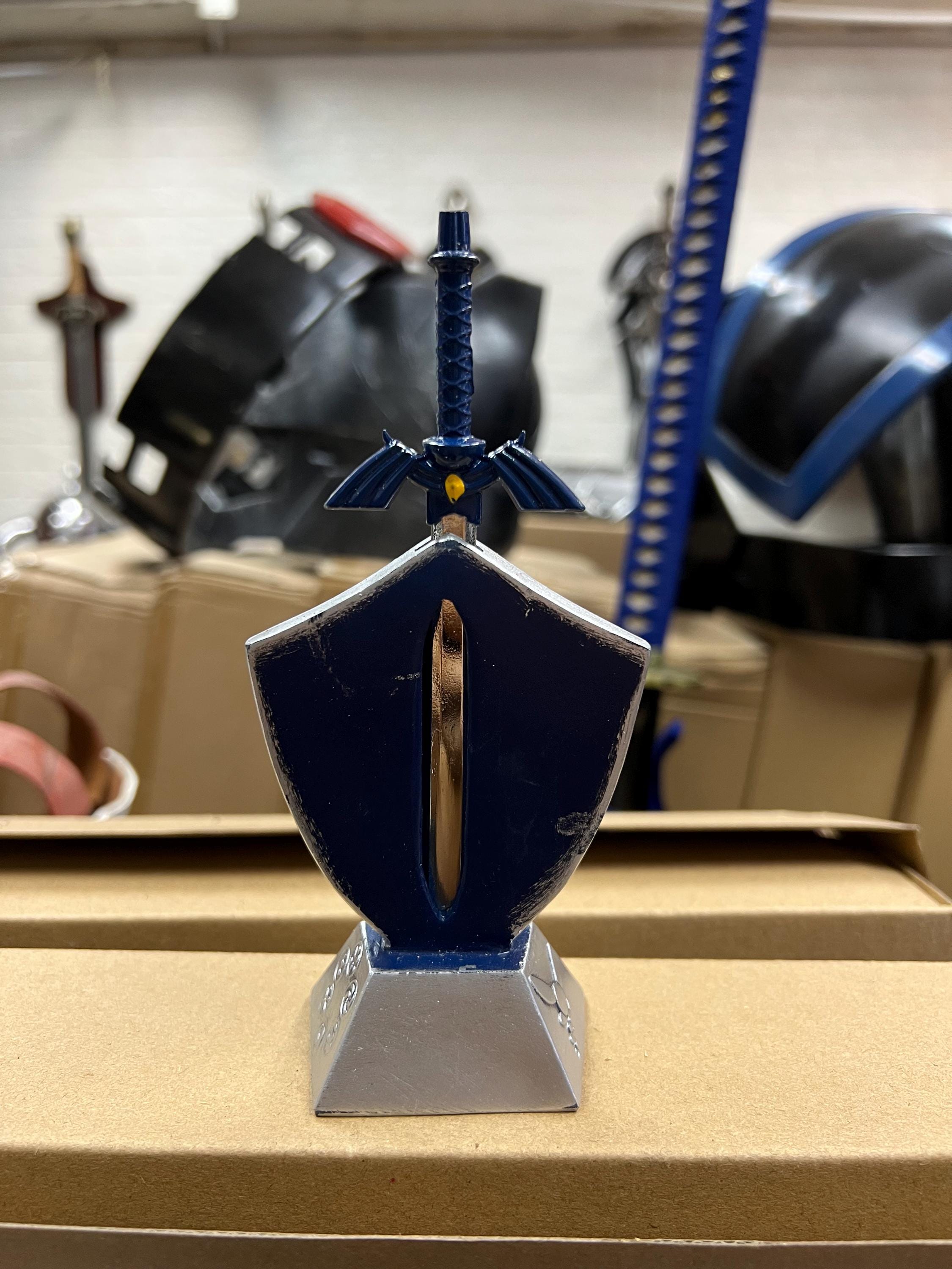 マスターソード ハイリアの盾 リンク武器おもちゃ - Etsy 日本