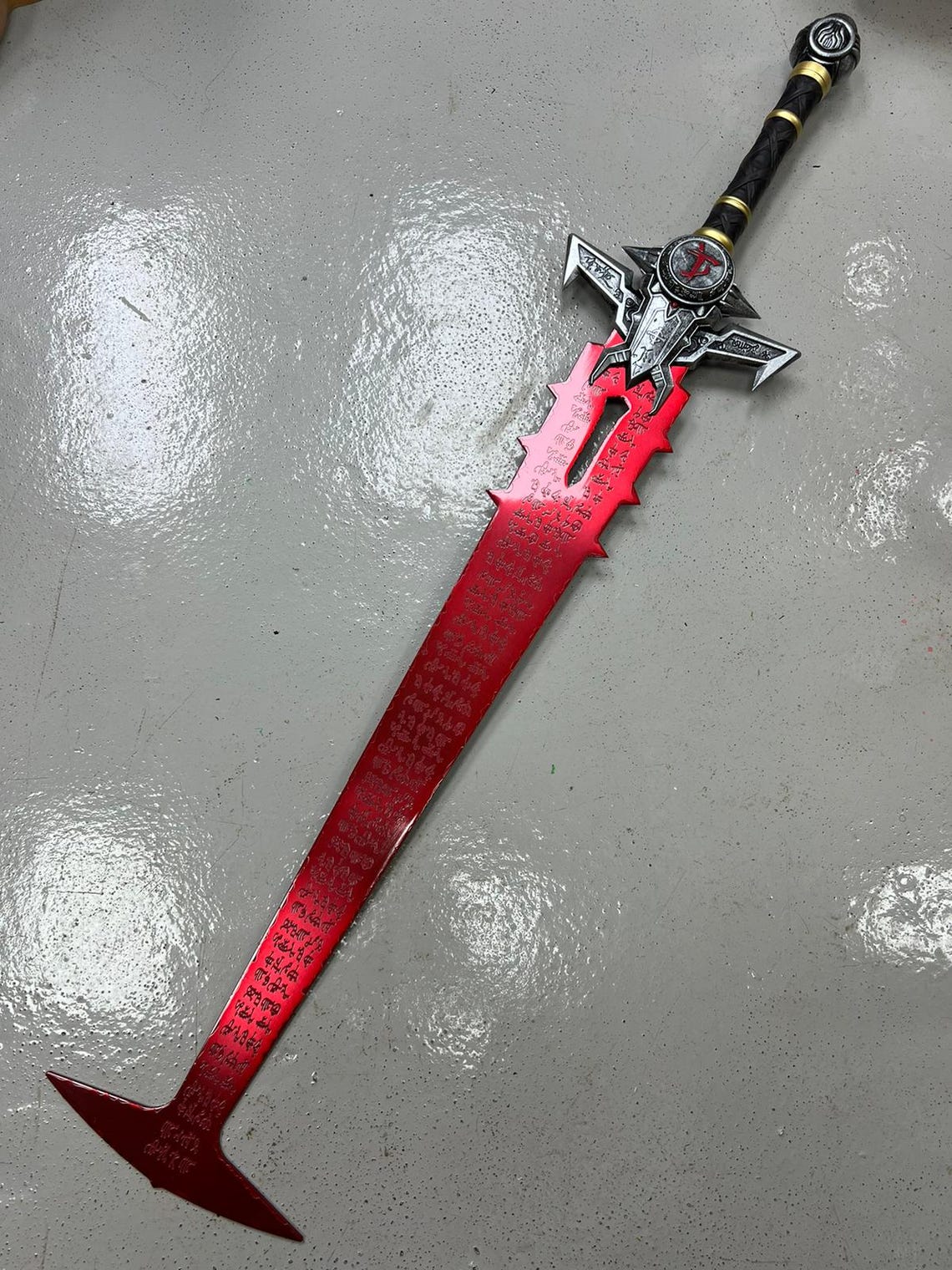 Doom Eternal Crucible Sword Metal Cosplay Weapon - Etsy