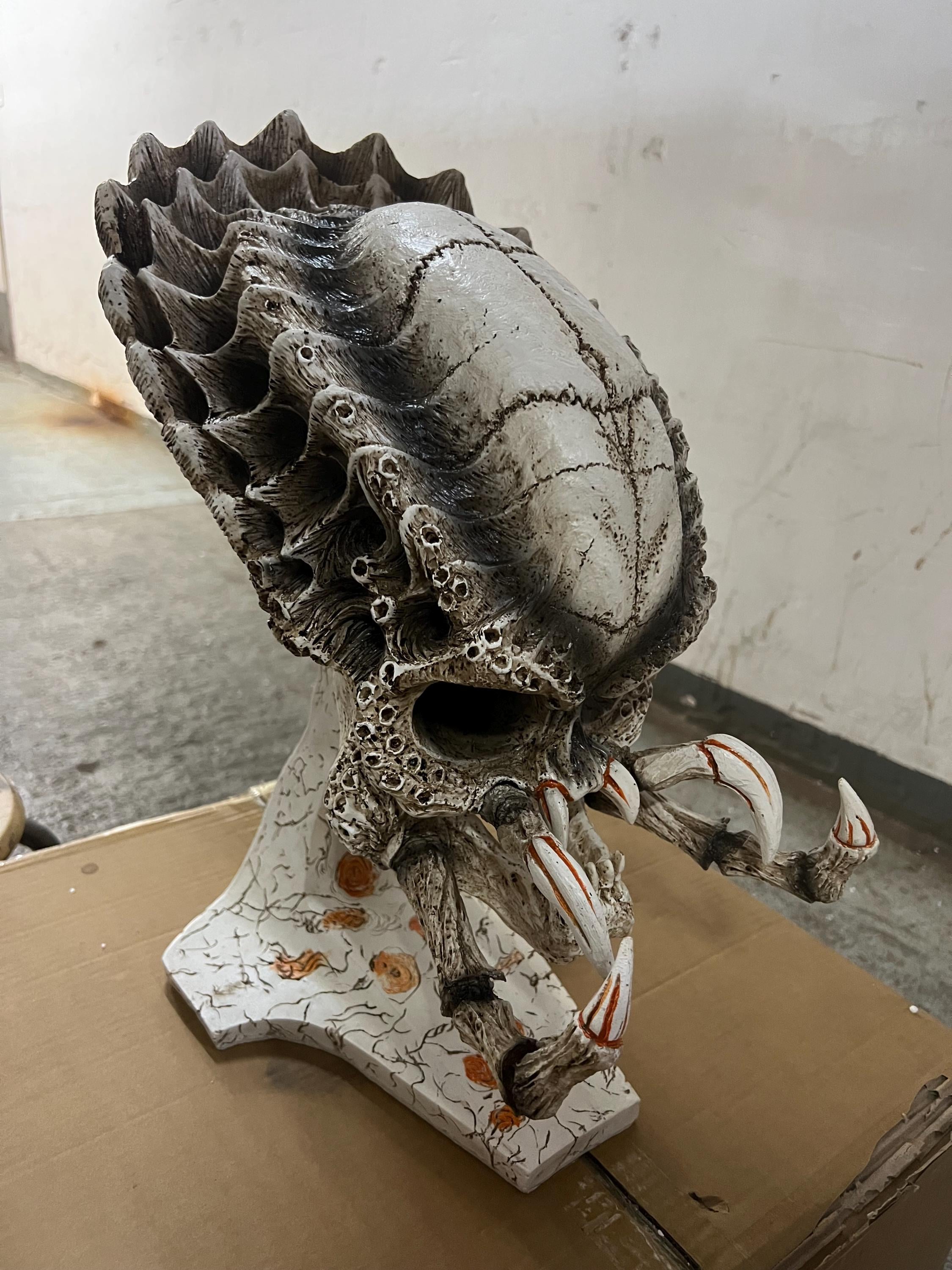 Alien vs Predator AVP skull fossil cosplay prop
