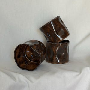 Gevlekte glanzende beker, handgemaakte keramische mok met gevlekt glanzend glazuur, 12 oz koffiemok, ambachtelijk aardewerk, magnetronbestendig