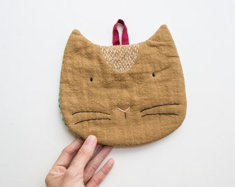 Brown Cat - Cotton Linen Trivet cum Pot Holder Hand-embroidery