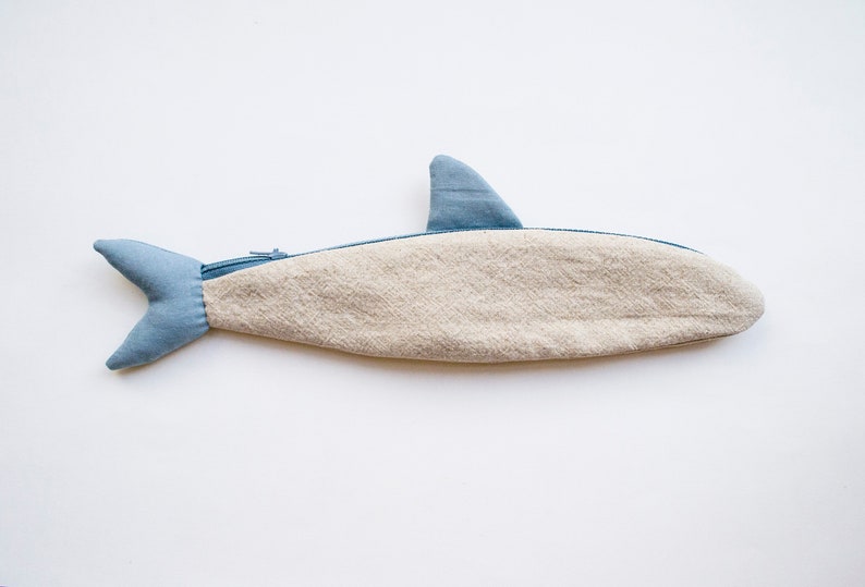 Finn the Shark travel cutlery pouch case image 3