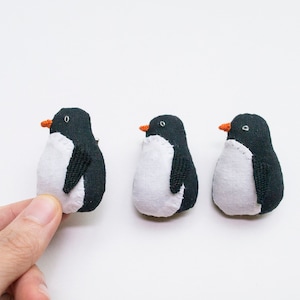 Penguin mini hand-embroidered brooch pin - tux