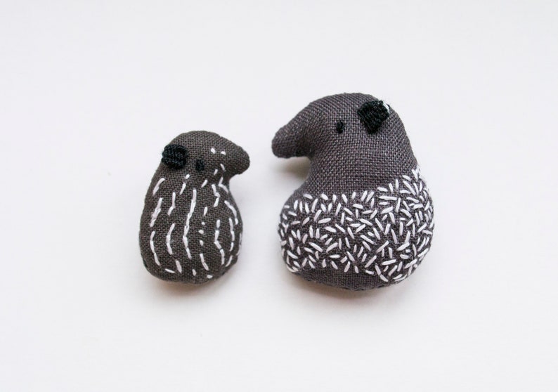 Tapir parent and child mini hand-embroidered brooch pins image 1