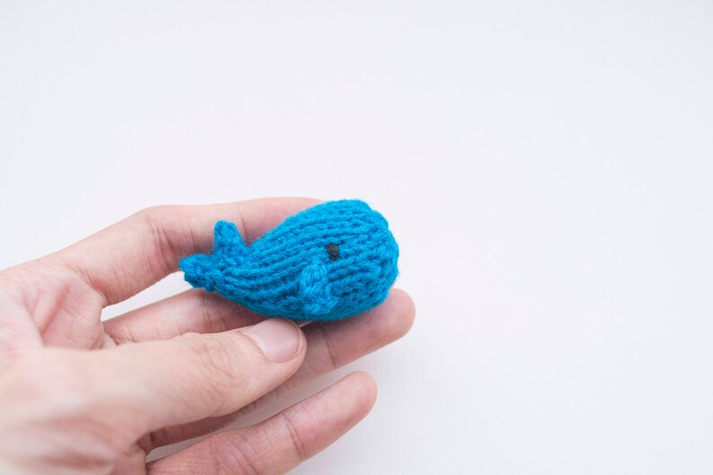 Wee the whale knitted amigurumi brooch image 2