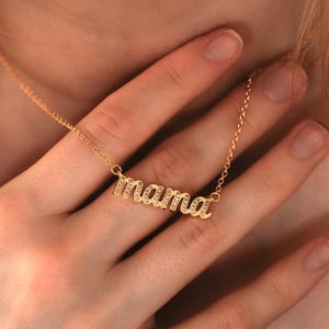 Collar de diamantes para mamá, collar con pavé para mamá, regalo para mamá, collar delicado para mamá, joyería personalizada, regalo para el Día de la Madre, regalo de cumpleaños