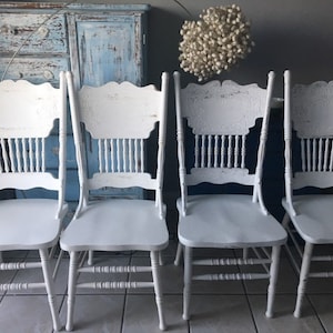 Painted chairs,dining chairs,kitchen chairs,farmhouse chairs,wood chairs, refinished chairs,four chairs,white chairs