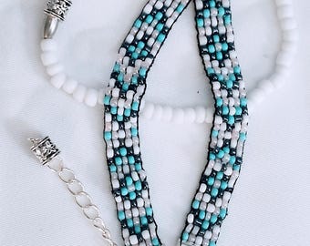 Pulsera de cuentas de telar de estilo libre