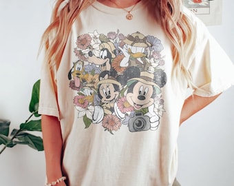 Vintage Disney Animal Kingdom Shirt, Micky und Freunde Komfort Farben Shirt, Mickey Safari Shirt, Disney Safari Trip Shirt, Disneyworld Tee