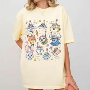 Camiseta divertida de cumpleaños con boceto de personajes de Zootopia de Disney, camiseta de regalo de Judy Hopps y Nick Wilde, camiseta de "Es mi cumpleaños", camiseta de viaje familiar imagen 6