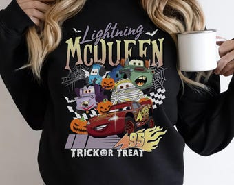 Retro Blitz McQueen Halloween Komfort Farben Shirt, Disney Shirt, Disneyland Halloween Shirt, Disney Cars Halloween Shirt, McQueen Shirt