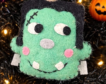 Felt Halloween Ornaments Set of 3, Plush Bat and Monster Decorations, Cute Gothic Tree Decor, Spooky Gift Set